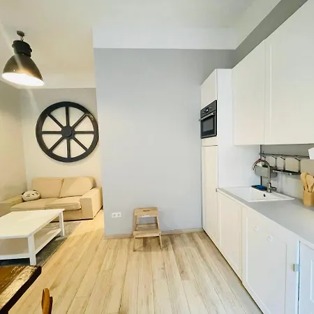 Akacfa Apartment